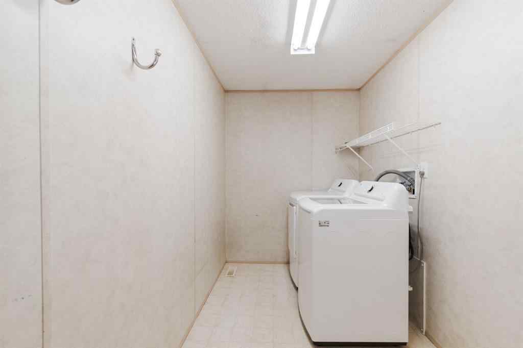 MLS® A2266327 - 216 Palomino Close  in Prairie Creek Fort McMurray, Residential