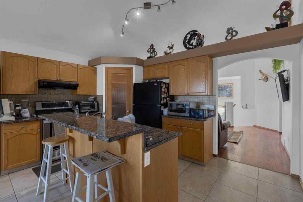 MLS® A2266329 - 255 Panamount Lane NW in Panorama Hills Calgary, Residential