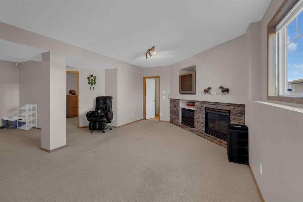 MLS® A2266329 - 255 Panamount Lane NW in Panorama Hills Calgary, Residential