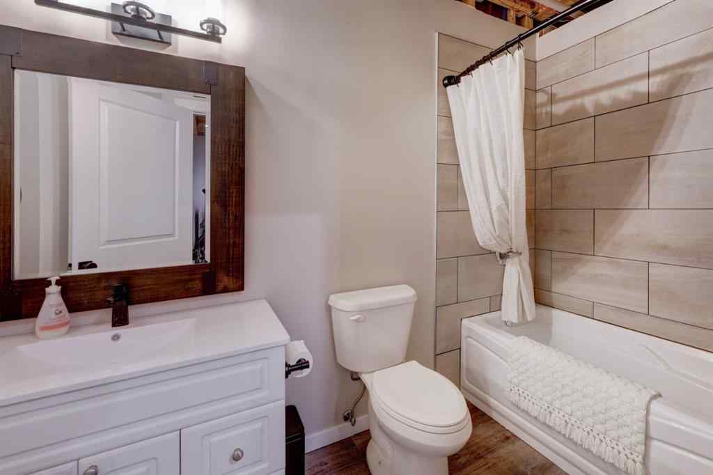 MLS® A2266330 - 855 Bankview Drive  in Bankview Drumheller, Residential