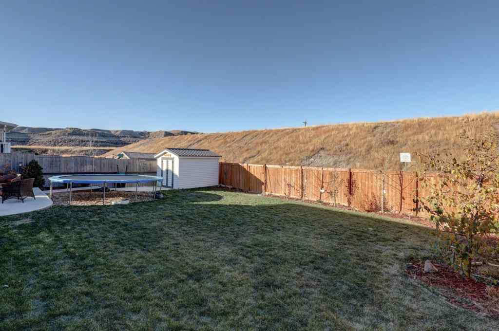 MLS® A2266330 - 855 Bankview Drive  in Bankview Drumheller, Residential