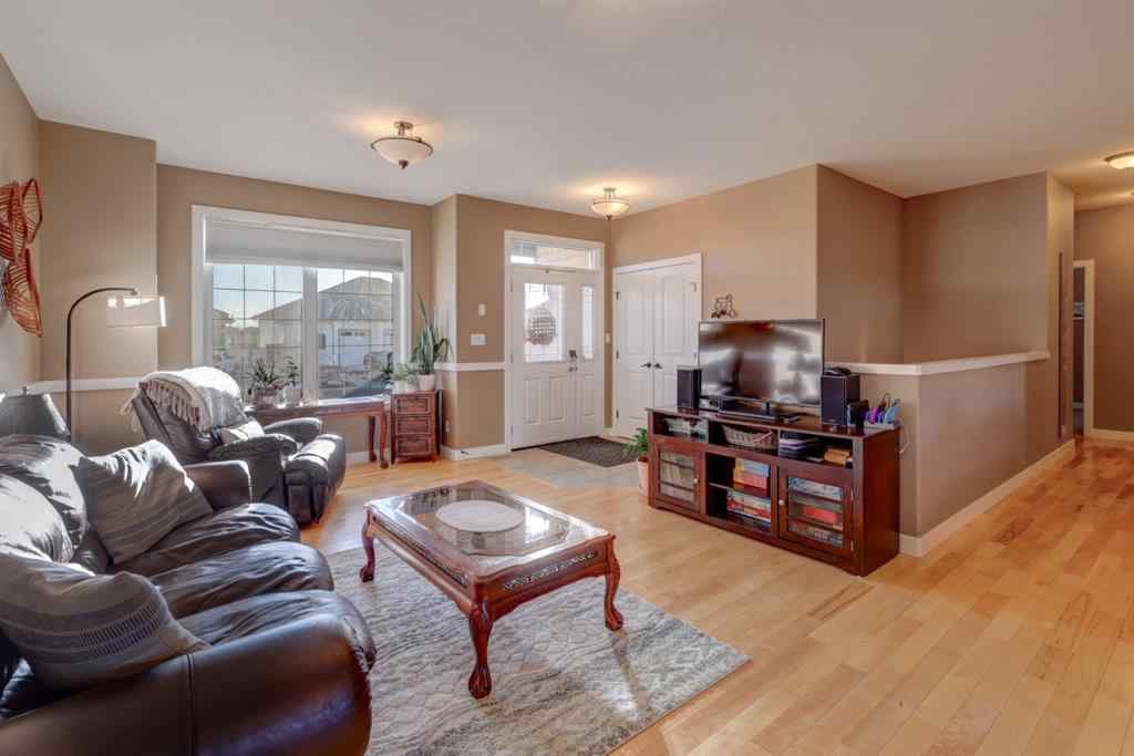 MLS® A2266330 - 855 Bankview Drive  in Bankview Drumheller, Residential