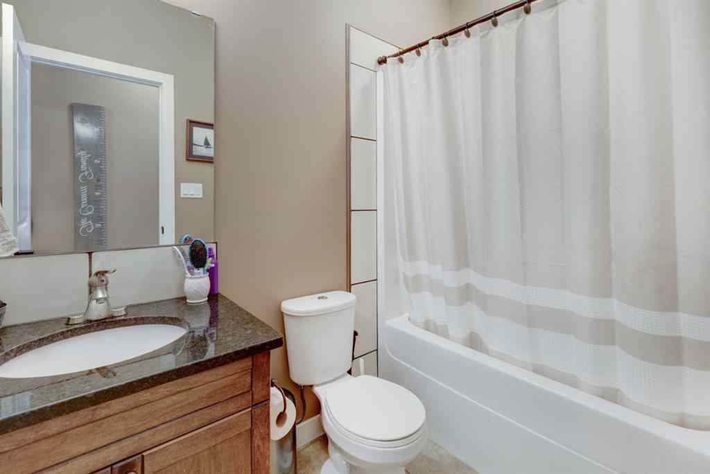 MLS® A2266330 - 855 Bankview Drive  in Bankview Drumheller, Residential