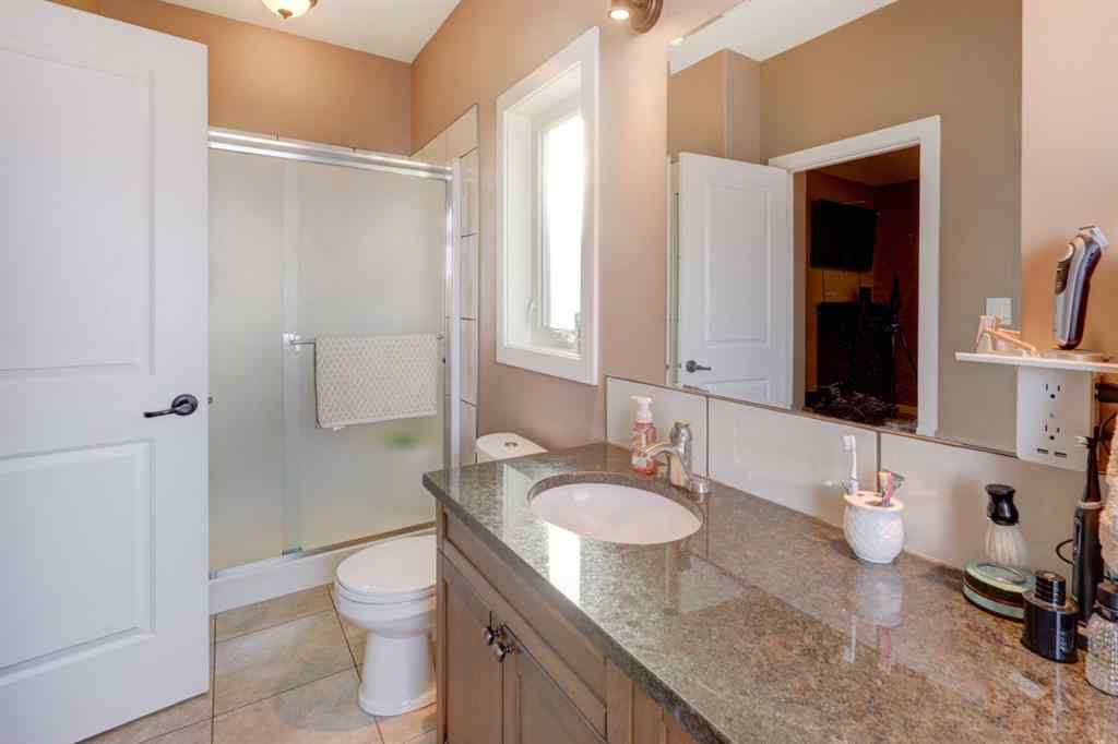 MLS® A2266330 - 855 Bankview Drive  in Bankview Drumheller, Residential