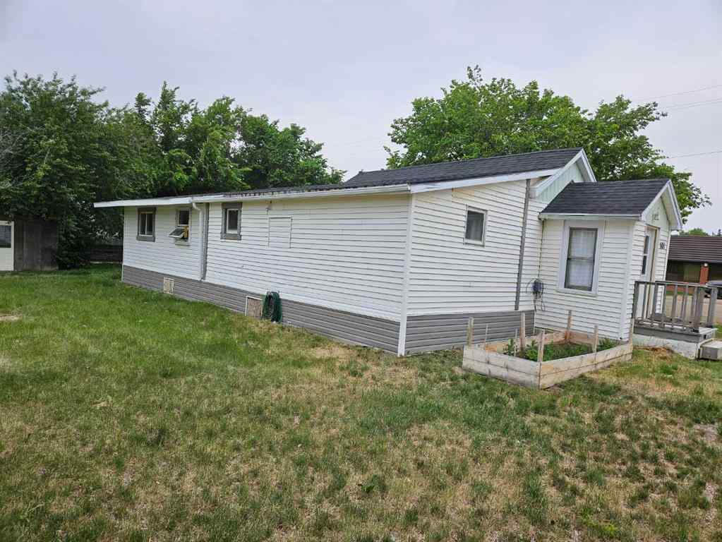 MLS® A2266331 - 101 3 Avenue W in NONE Foremost, Residential