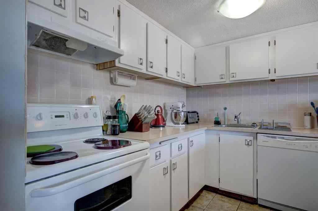 MLS® A2266332 - Unit #602 2200 Woodview Drive SW in Woodlands Calgary, Residential