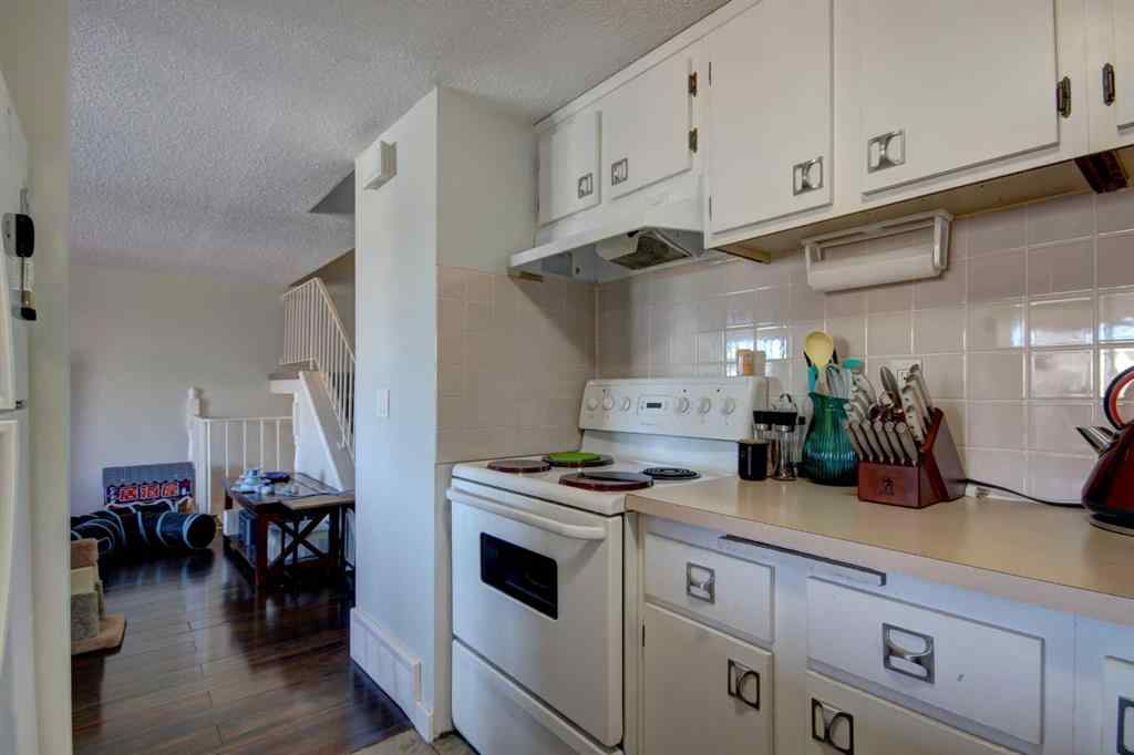 MLS® A2266332 - Unit #602 2200 Woodview Drive SW in Woodlands Calgary, Residential