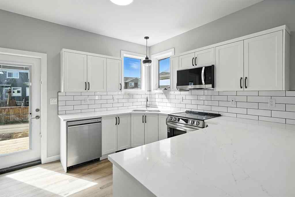 MLS® A2266335 - 84 Reynolds Road  in Ryders Ridge Sylvan Lake, Residential