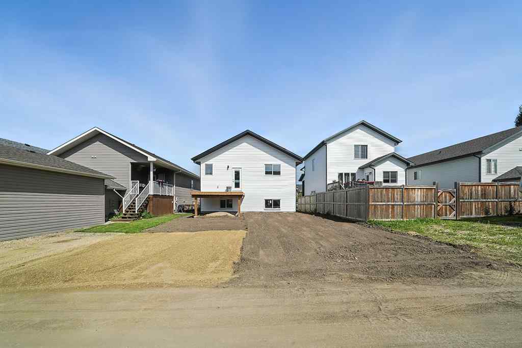 MLS® A2266335 - 84 Reynolds Road  in Ryders Ridge Sylvan Lake, Residential