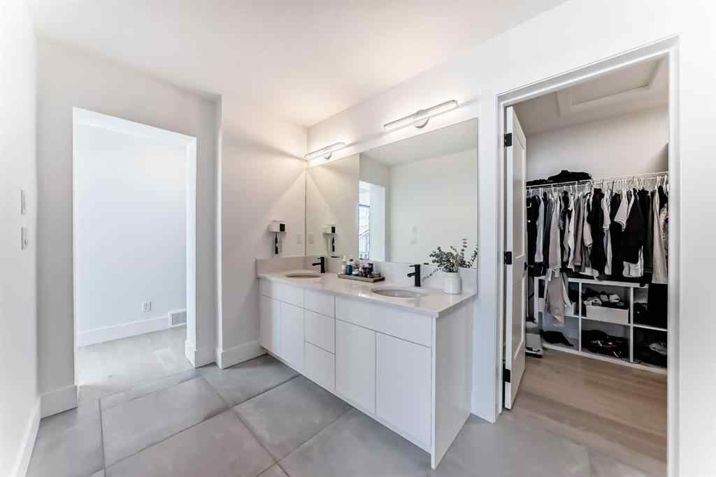 MLS® A2266336 - 26 Treeline Common SW in Alpine Park Calgary, Residential