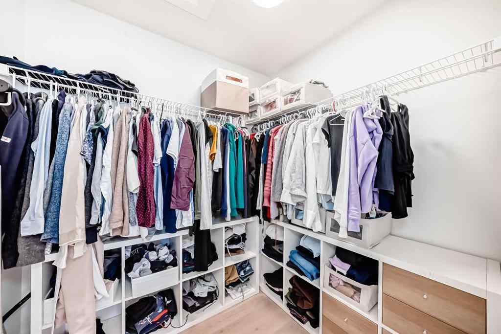 MLS® A2266336 - 26 Treeline Common SW in Alpine Park Calgary, Residential