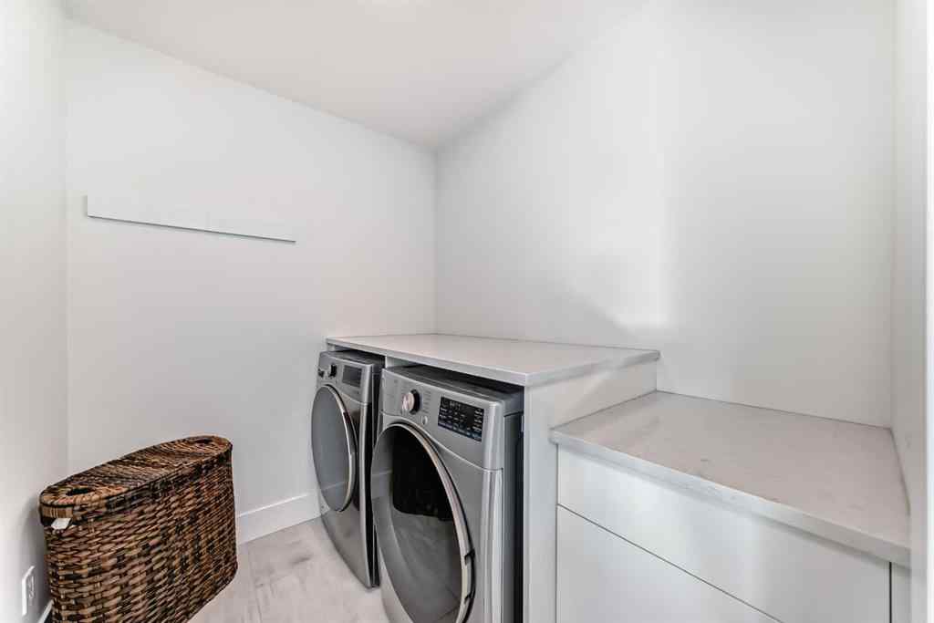 MLS® A2266336 - 26 Treeline Common SW in Alpine Park Calgary, Residential