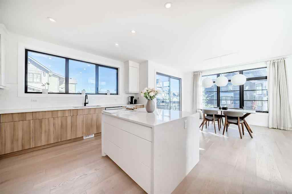 MLS® A2266336 - 26 Treeline Common SW in Alpine Park Calgary, Residential