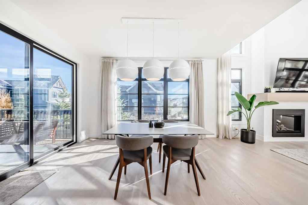 MLS® A2266336 - 26 Treeline Common SW in Alpine Park Calgary, Residential