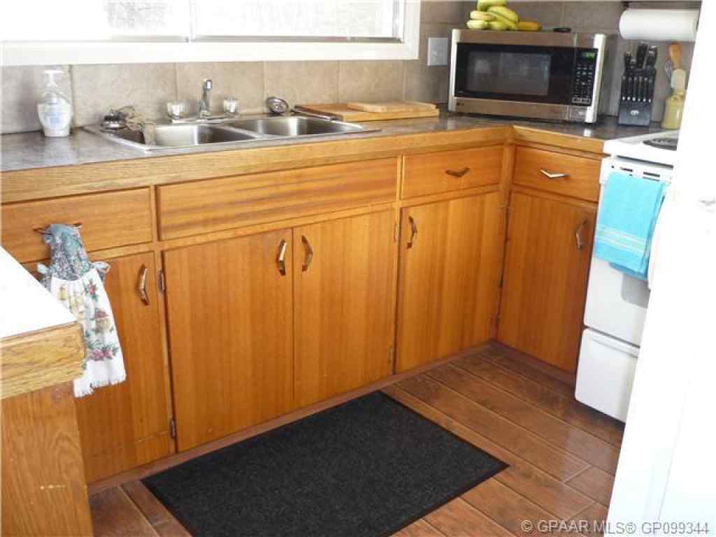 MLS® A2266338 - 4922 51 Street  in NONE Wanham, Residential