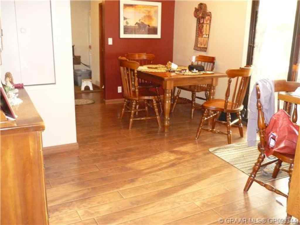 MLS® A2266338 - 4922 51 Street  in NONE Wanham, Residential