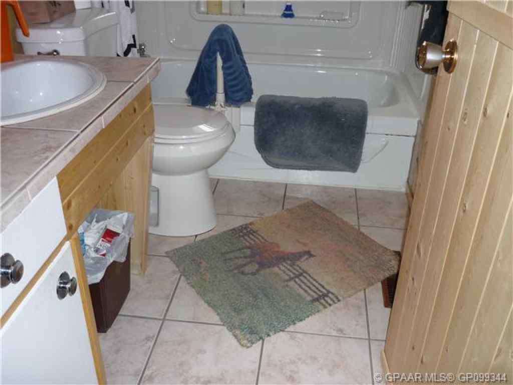 MLS® A2266338 - 4922 51 Street  in NONE Wanham, Residential