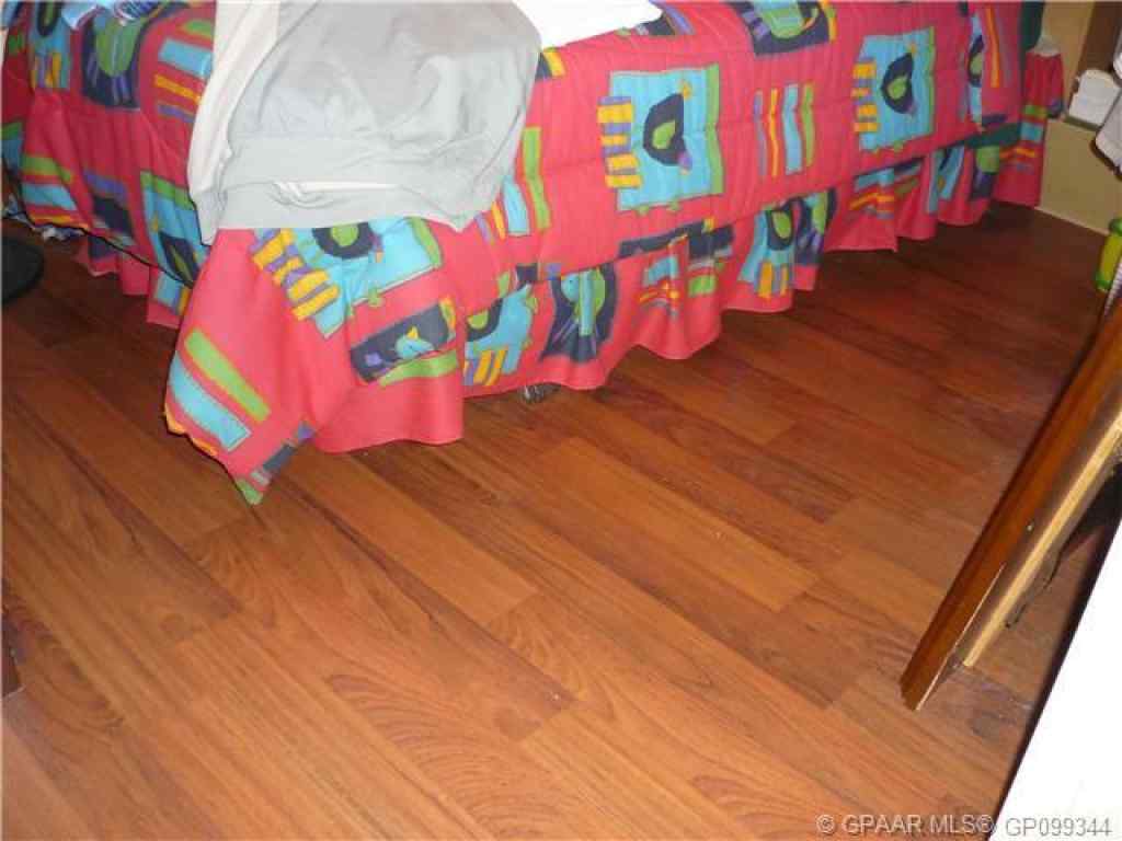 MLS® A2266338 - 4922 51 Street  in NONE Wanham, Residential