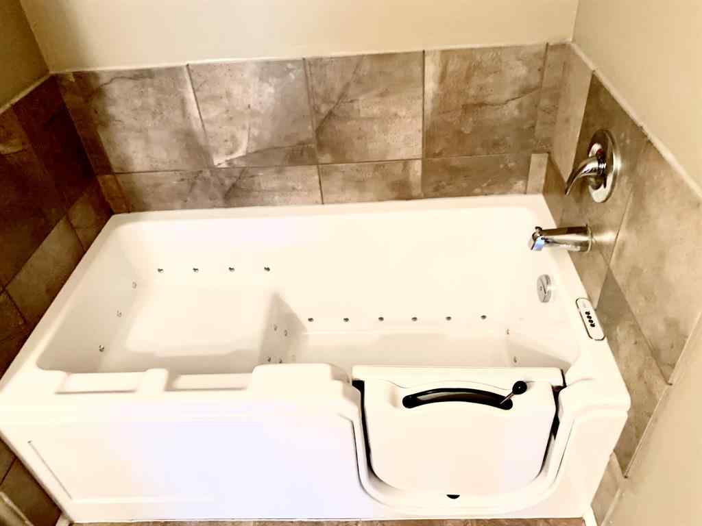 MLS® A2266340 - Unit #410 10212 101 Street   in Lac La Biche Lac La Biche, Residential