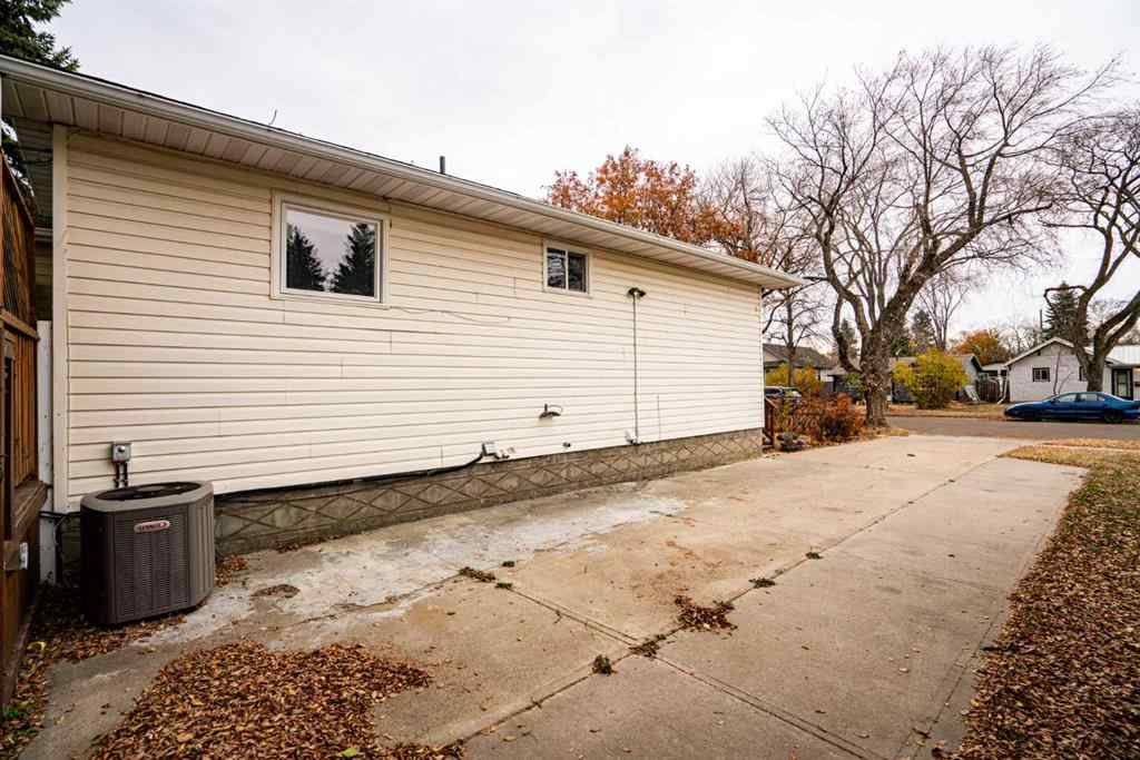 MLS® A2266343 - 5218 45 Street  in Rosebud Camrose, Residential