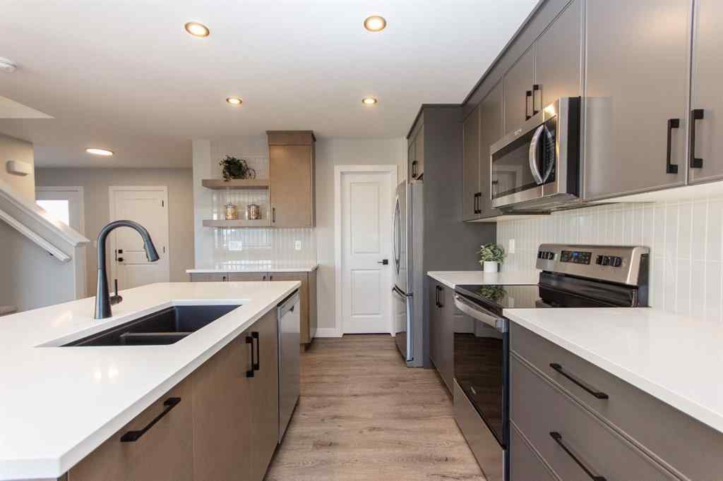 MLS® A2266344 - 73 Bardwell Way  in Beacon Hill Sylvan Lake, Residential