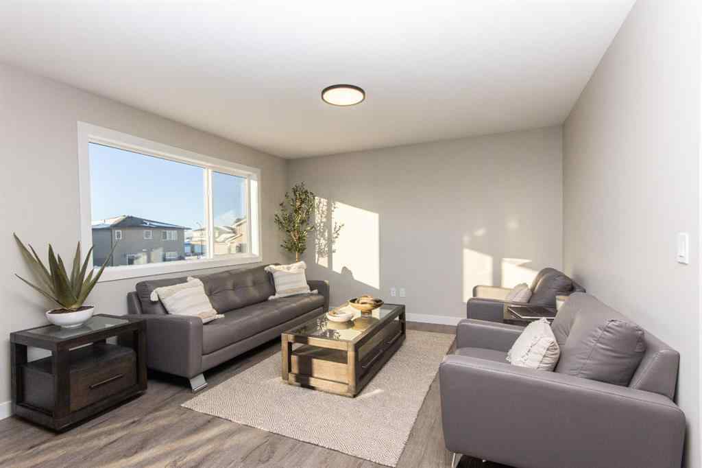 MLS® A2266344 - 73 Bardwell Way  in Beacon Hill Sylvan Lake, Residential