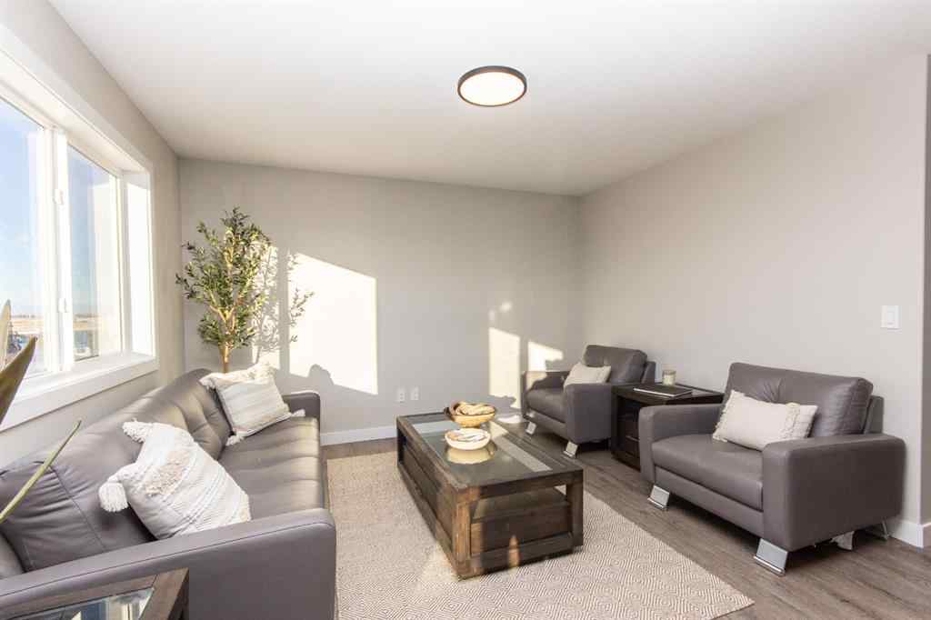 MLS® A2266344 - 73 Bardwell Way  in Beacon Hill Sylvan Lake, Residential