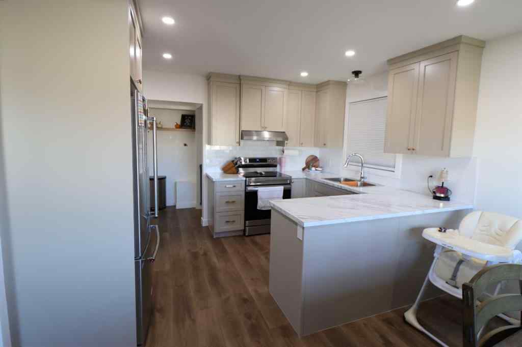 MLS® A2266345 - 5707 50 st   in NONE Taber, Residential