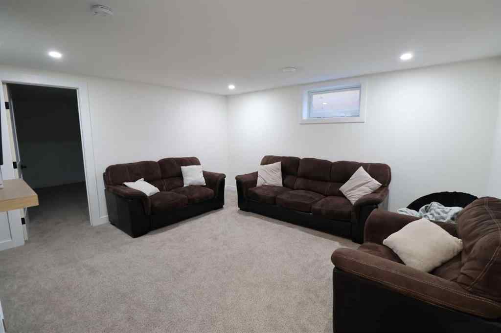 MLS® A2266345 - 5707 50 st   in NONE Taber, Residential