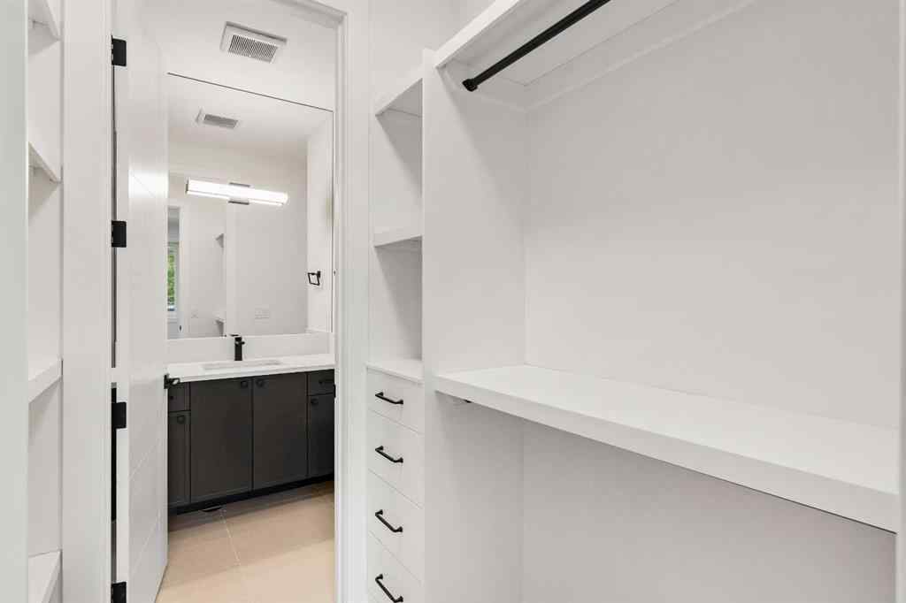 MLS® A2266349 - 1623 21 Avenue NW in Capitol Hill Calgary, Residential