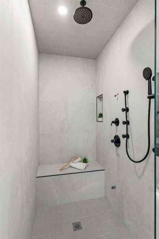 MLS® A2266349 - 1623 21 Avenue NW in Capitol Hill Calgary, Residential