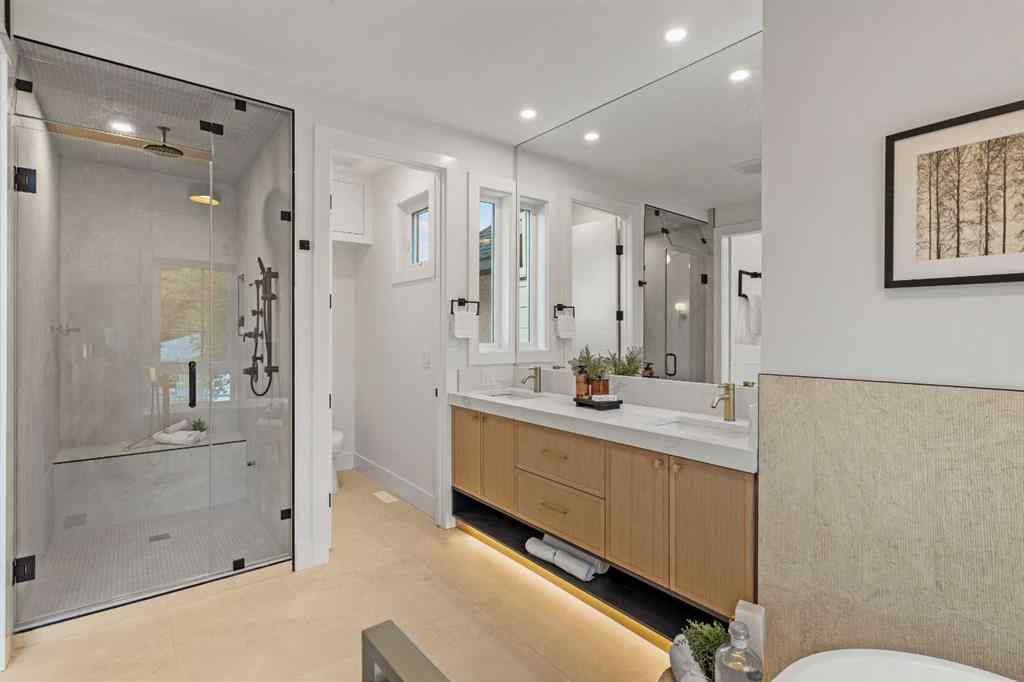 MLS® A2266349 - 1623 21 Avenue NW in Capitol Hill Calgary, Residential