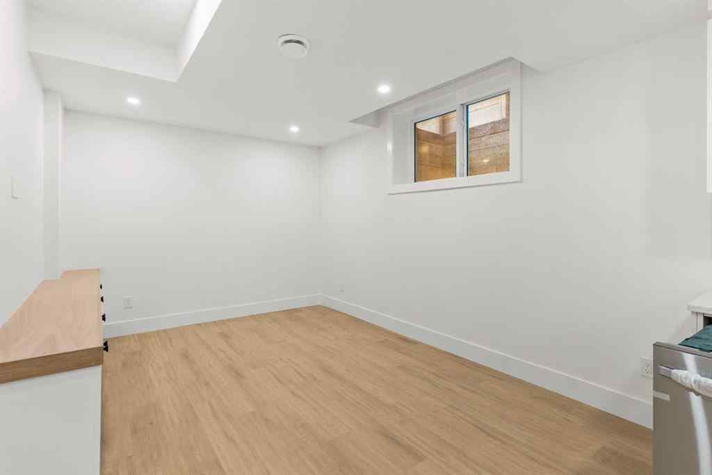 MLS® A2266349 - 1623 21 Avenue NW in Capitol Hill Calgary, Residential