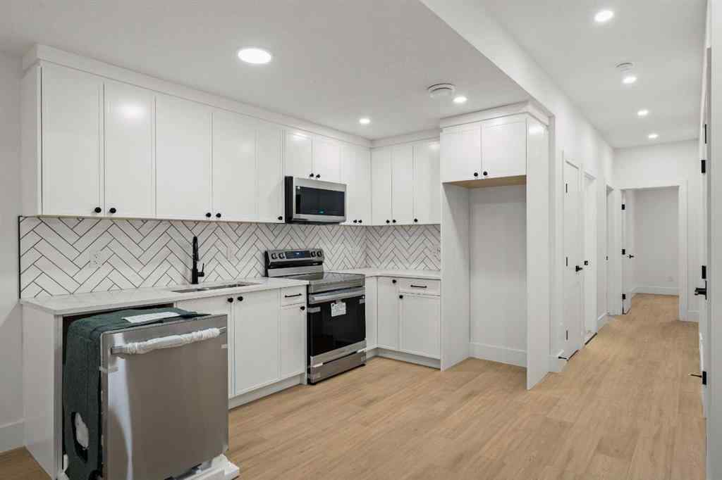 MLS® A2266349 - 1623 21 Avenue NW in Capitol Hill Calgary, Residential