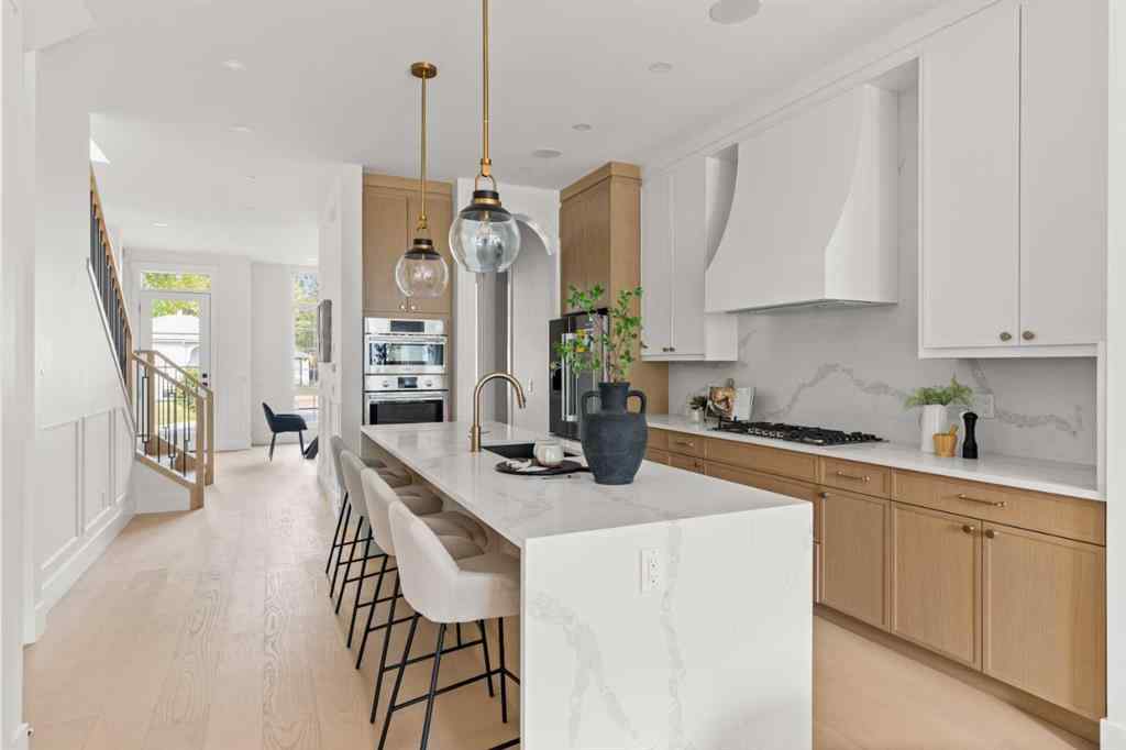 MLS® A2266349 - 1623 21 Avenue NW in Capitol Hill Calgary, Residential