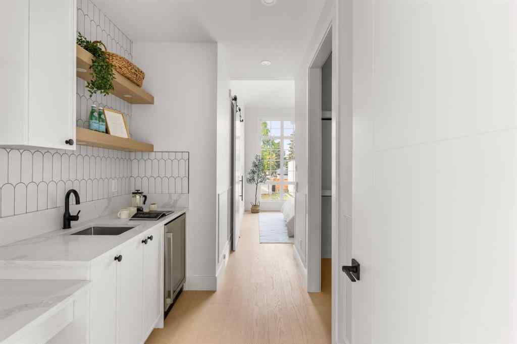 MLS® A2266349 - 1623 21 Avenue NW in Capitol Hill Calgary, Residential