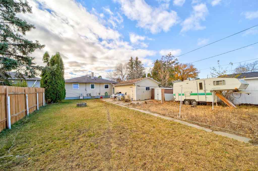 MLS® A2266350 - 1706 23 Avenue  in NONE Coaldale, Residential