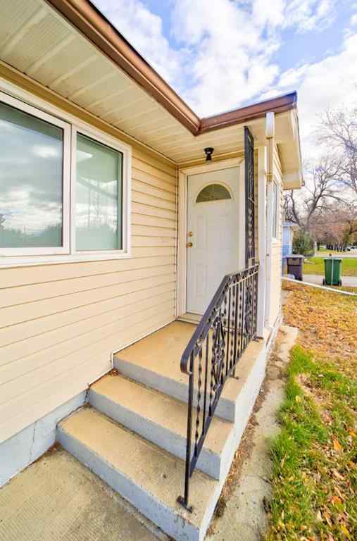 MLS® A2266350 - 1706 23 Avenue  in NONE Coaldale, Residential