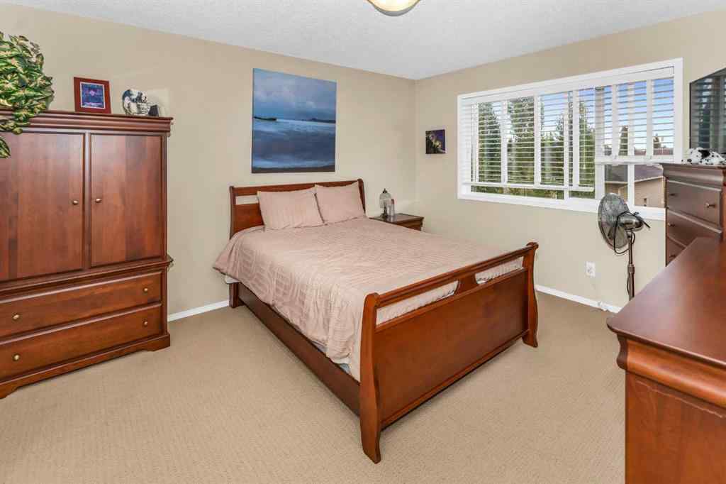 MLS® A2266352 - 107 Everoak Green SW in Evergreen Calgary, Residential