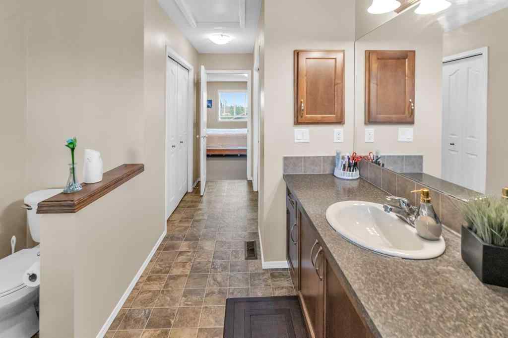 MLS® A2266352 - 107 Everoak Green SW in Evergreen Calgary, Residential