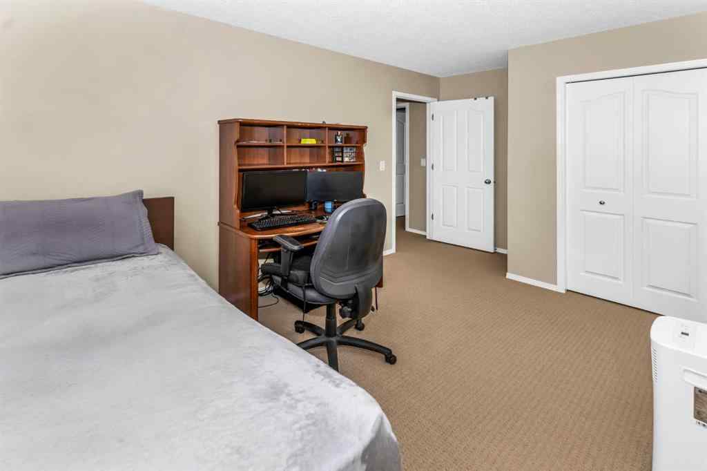 MLS® A2266352 - 107 Everoak Green SW in Evergreen Calgary, Residential