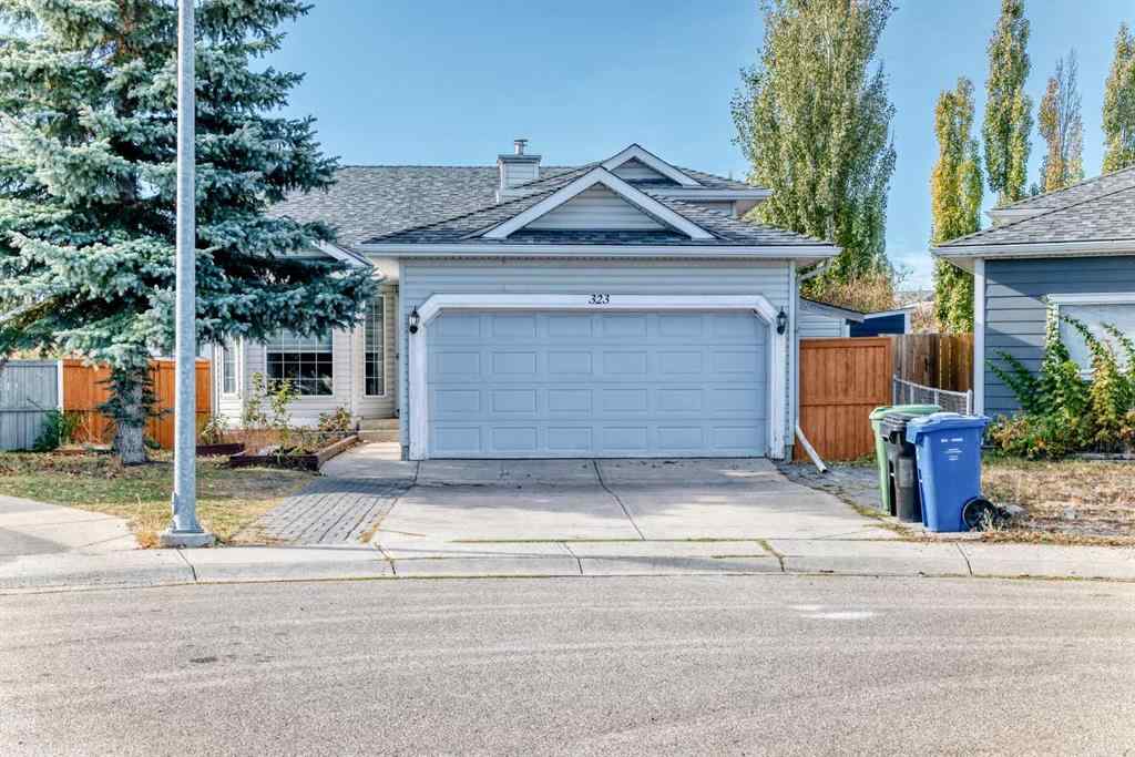 MLS® A2266353 - 323 Appleglen Place SE in Applewood Park Calgary, Residential