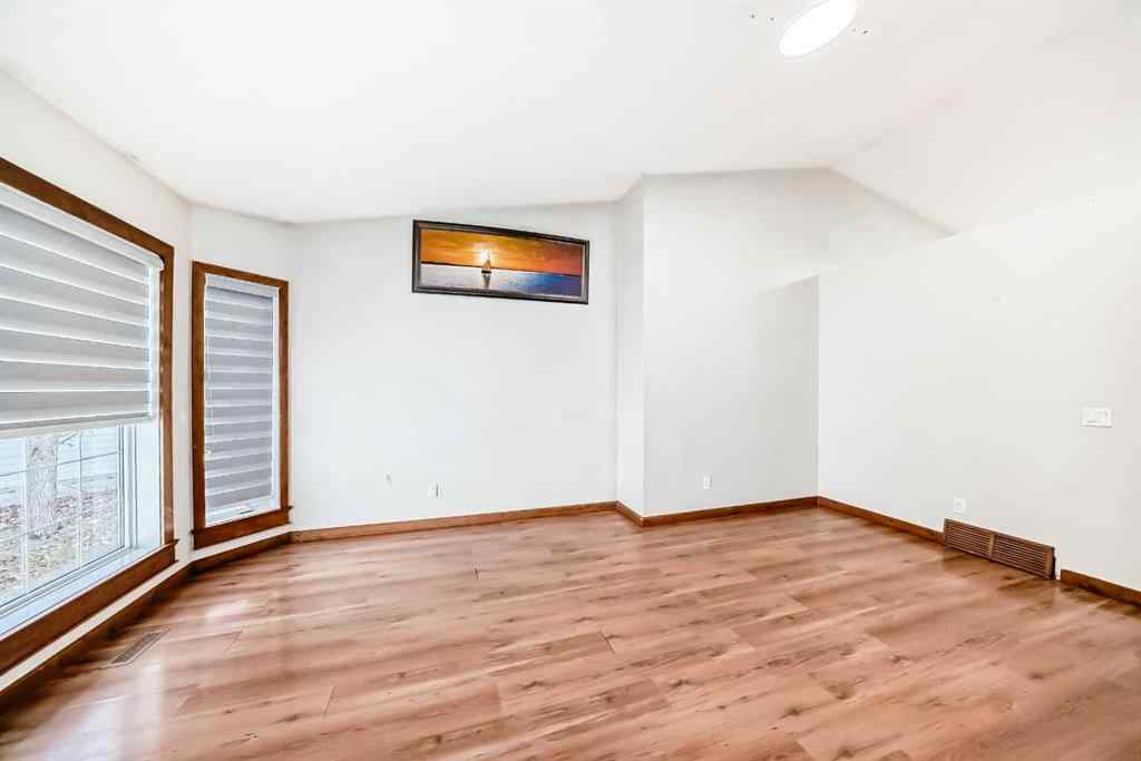 MLS® A2266353 - 323 Appleglen Place SE in Applewood Park Calgary, Residential