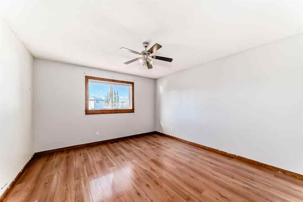 MLS® A2266353 - 323 Appleglen Place SE in Applewood Park Calgary, Residential