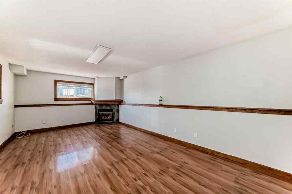 MLS® A2266353 - 323 Appleglen Place SE in Applewood Park Calgary, Residential