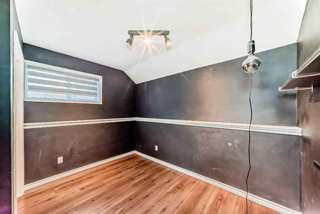 MLS® A2266353 - 323 Appleglen Place SE in Applewood Park Calgary, Residential