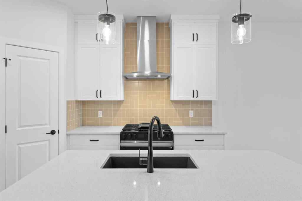 MLS® A2266357 - 440 Lewiston Landing NE in Lewisburg Calgary, Residential