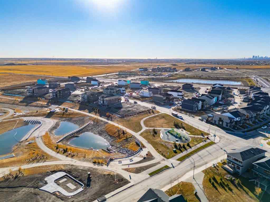 MLS® A2266357 - 440 Lewiston Landing NE in Lewisburg Calgary, Residential