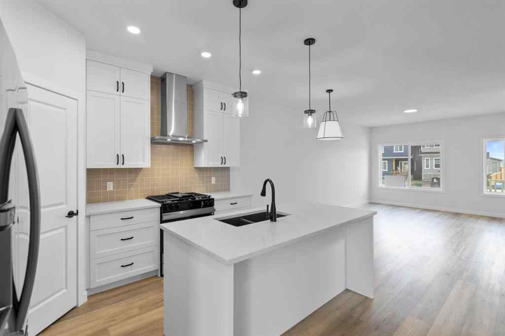 MLS® A2266357 - 440 Lewiston Landing NE in Lewisburg Calgary, Residential