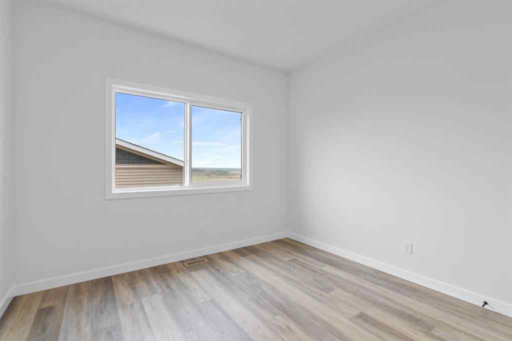 MLS® A2266357 - 440 Lewiston Landing NE in Lewisburg Calgary, Residential